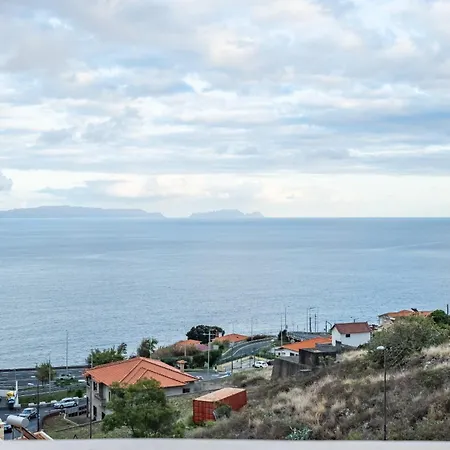 Nyaraló Ocean Flyby *
