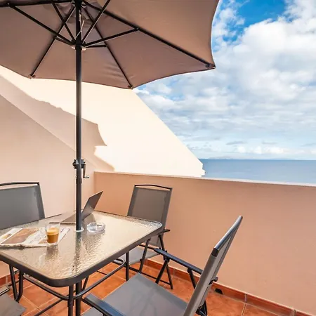 Nyaraló Ocean Flyby *