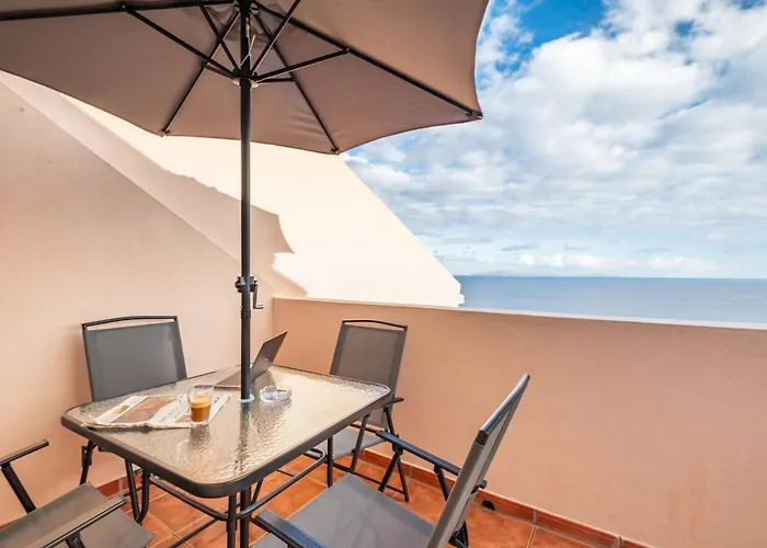 Tatil Evi Ocean Flyby *