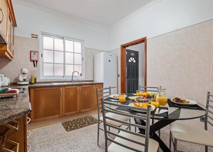 Ocean Flyby Tatil Evi *